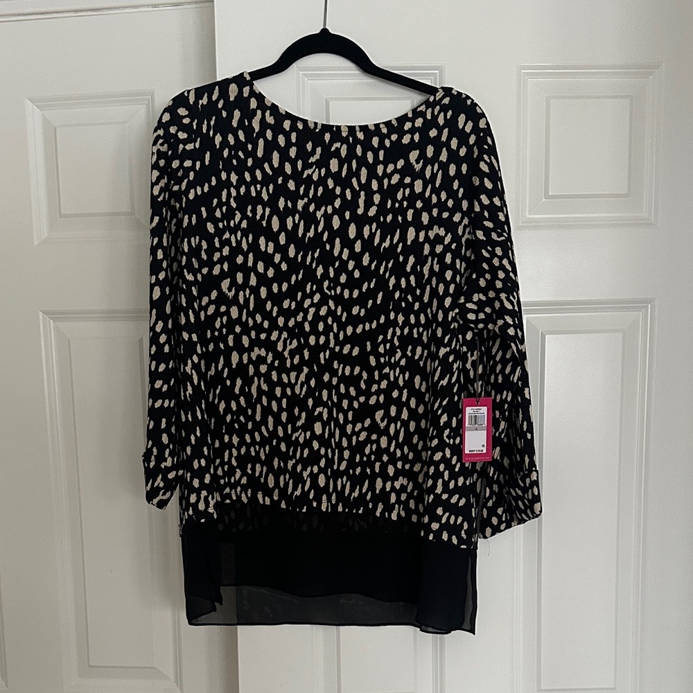 Vince Camuto Black and Cream Patterned Blouse